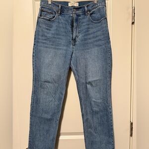 Abercrombie & Fitch The Ankle Straight Ultra High Rise Blue Jean